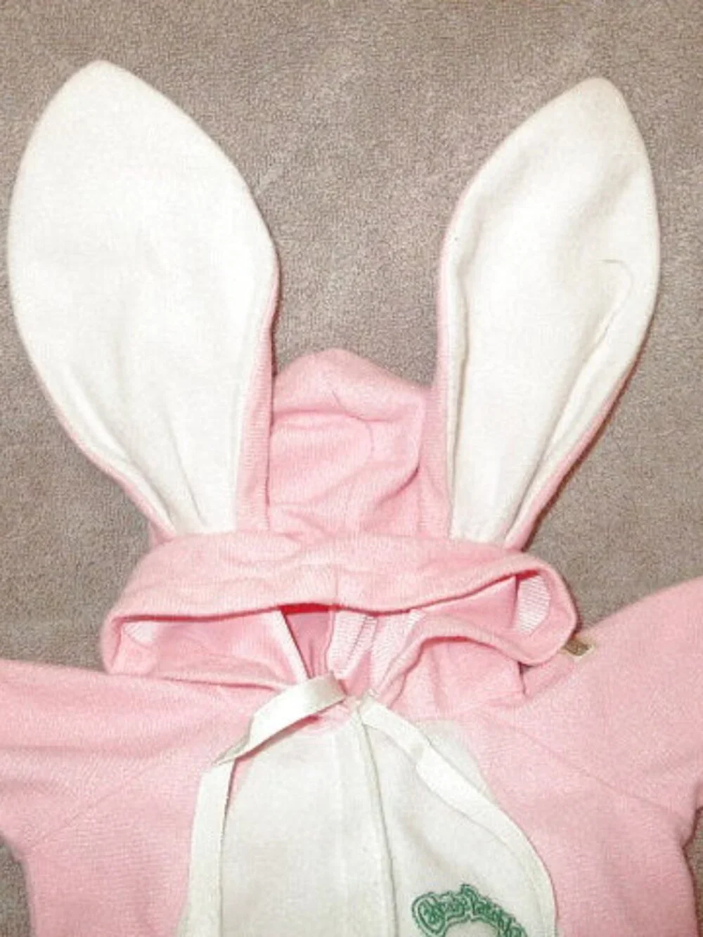 Vtg Cabbage Patch Kids Doll Clothes Pink Bunny Outfit Pajamas Footed Coleco CPK - Picture 2 of 9